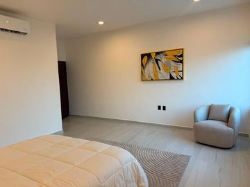 Casa en venta en Veracruz con jardin Fracc. Lomas del Dorado en Boca del Río.