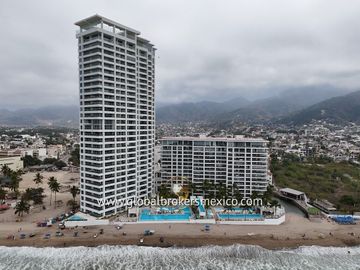 Departamentos Vista al Mar de Puerto Vallarta, Zona Hotelera, Jalisco.