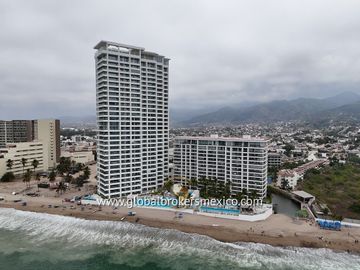 Departamentos Vista al Mar de Puerto Vallarta, Zona Hotelera, Jalisco.