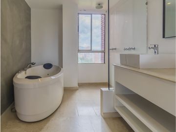 Venta Apartamento El Poblado La Calera Medellín Antioquia Colombia