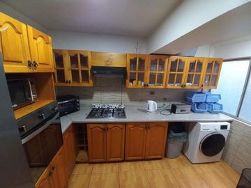 Venta a pasos del Balneario. Avenida república de Croacia