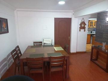 Venta a pasos del Balneario. Avenida república de Croacia