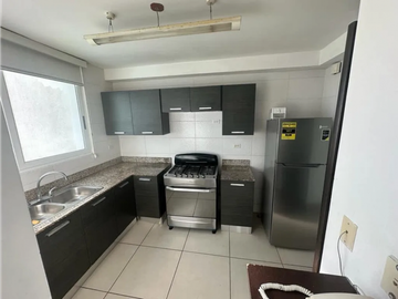 SE VENDE APARTAMENTO EN  PH KINGS PARK 131 M2 CON BALCON