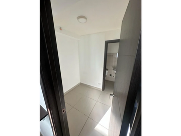 SE VENDE APARTAMENTO EN  PH KINGS PARK 131 M2 CON BALCON