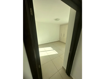 SE VENDE APARTAMENTO EN  PH KINGS PARK 131 M2 CON BALCON
