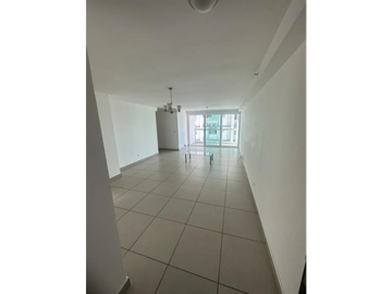 SE VENDE APARTAMENTO EN  PH KINGS PARK 131 M2 CON BALCON