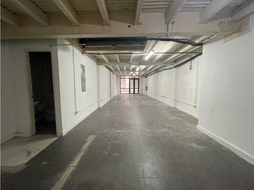 CASCO VIEJO / PLAZA CENTRAL / 120M / 2 BAÑOS / COCINA / MEZZANINE