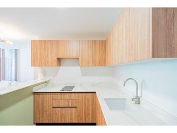 CASCO VIEJO / CASA AMBAR / 35M / 1 ESTUDIO / 1 BAÑO / AMOBLADO