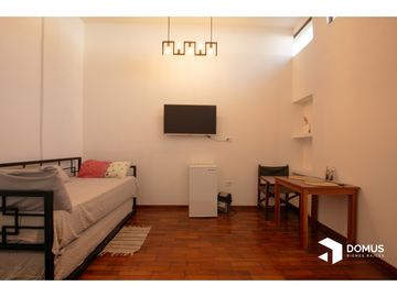 VENTA CASA ADOLFO GUEMES AL 500