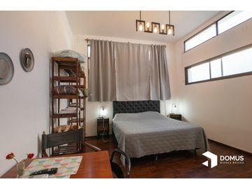 VENTA CASA ADOLFO GUEMES AL 500