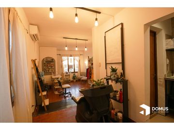 VENTA CASA ADOLFO GUEMES AL 500