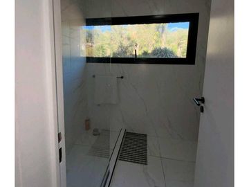 VILLA CARLOS PAZ–BARRIO COSTA AZUL‼PROPIEDAD ÚNICA CON VISTA AL LAGO