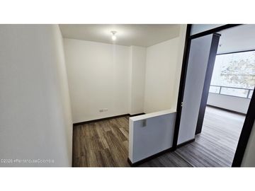 Apartamento en Bogota (Bogota D.C.) RAH CO: 26-194