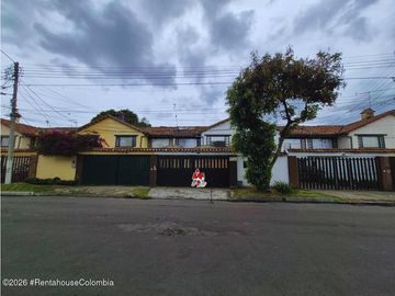 Casa en Bogota (Bogota D.C.) RAH CO: 26-258