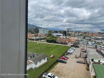 Oficina en Chia (Cundinamarca) RAH CO: 26-436