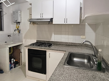 VENTA APARTAMENTO PRIMER PISO TORRES DE ALMERIA - HACIENDA - CALI