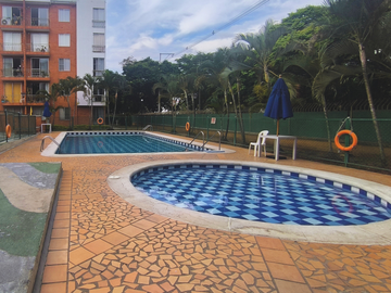 VENTA APARTAMENTO PRIMER PISO TORRES DE ALMERIA - HACIENDA - CALI