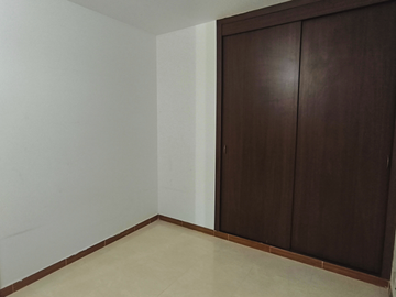 VENTA APARTAMENTO PRIMER PISO TORRES DE ALMERIA - HACIENDA - CALI