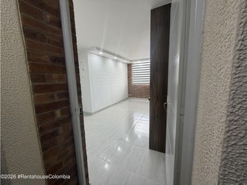 Apartamento en Bogotá (Bogota D.C.) RAH CO: 26-769
