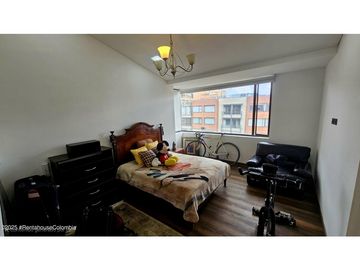 Apartamento en Bogotá (Bogota D.C.) RAH CO: 25-1679