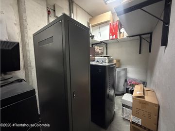 Edificio en Bogotá (Bogota D.C.) RAH CO: 26-794