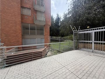Apartamento en Bogotá (Bogota D.C.) RAH CO: 26-573