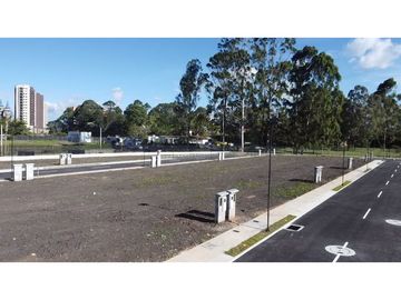 Venta lote residencial en Llanogrande para construir en unidad cerrada