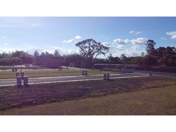 Venta lote residencial en Llanogrande para construir en unidad cerrada