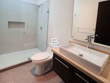 Casa en Aqua Residencial