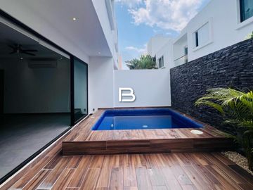 Casa en Aqua Residencial
