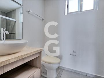 Departamento en Venta y Renta en Cancún en Cumbres Taina con Amplia Terraza