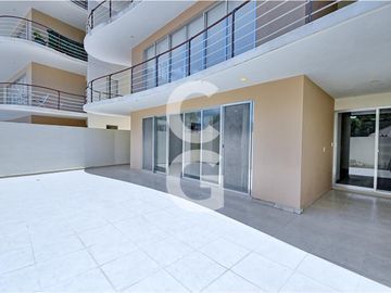 Departamento en Venta y Renta en Cancún en Cumbres Taina con Amplia Terraza