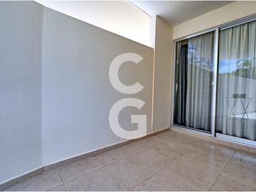 Departamento en Venta y Renta en Cancún en Cumbres Taina con Amplia Terraza