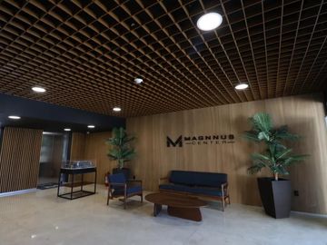 Oficina en Venta Magnuus Center,  Desarrollo comercial Mixto, Playa del Carmen