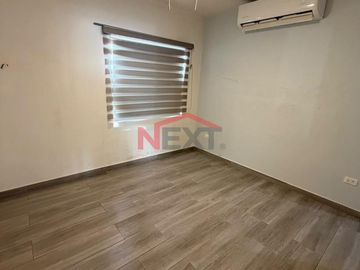 CASA EN RENTA SIENA RESIDENCIAL