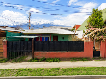CASA CON TERRENO DE 440 MTS EN LA FLORIDA