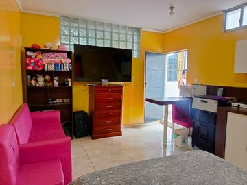 VENTA CASA RENTERA SUR QUITO, CLEMENTE BALLEN, OPORTUNIDAD