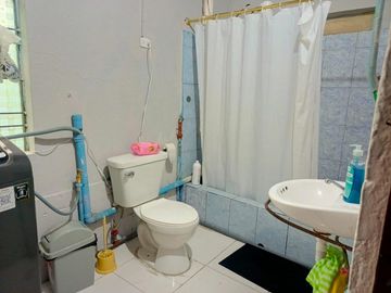 VENTA CASA RENTERA SUR QUITO, CLEMENTE BALLEN, OPORTUNIDAD