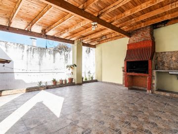 VENTA PH 4 AMB SIN EXPENSAS TERRAZA P. CHACABUCO