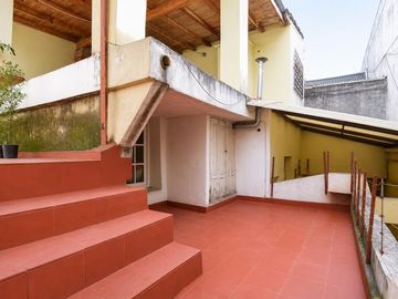 VENTA PH 4 AMB SIN EXPENSAS TERRAZA P. CHACABUCO