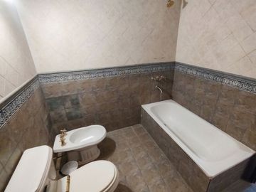 Venta  PH  tipo Casa 5 ambientes Villa Ballester