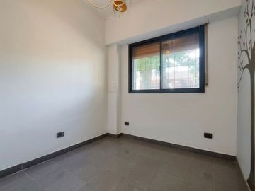 Venta  PH  tipo Casa 5 ambientes Villa Ballester