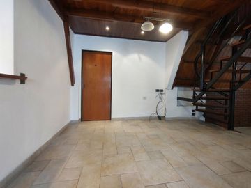 Venta  PH  tipo Casa 5 ambientes Villa Ballester