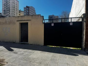 VENTA LOTE EN MATADEROS EXCELENTE UBICACION PERMUT
