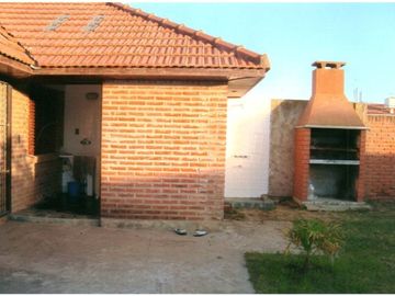Venta casa  5 amb con parque en Santa Clara