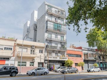 4 AMBIENTES CON PATIO EXTRA GRANDE, APTO CREDITO