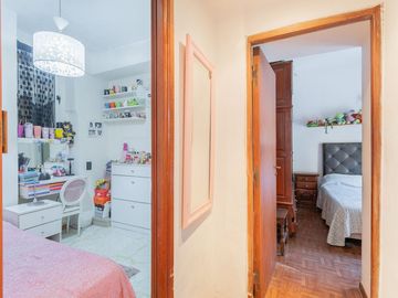 4 AMBIENTES CON PATIO EXTRA GRANDE, APTO CREDITO