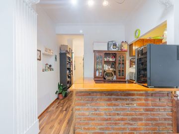 4 AMBIENTES CON PATIO EXTRA GRANDE, APTO CREDITO