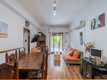 4 AMBIENTES CON PATIO EXTRA GRANDE, APTO CREDITO