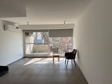 Venta 2 ambientes Villa Urquiza Balcón APTOCREDITO